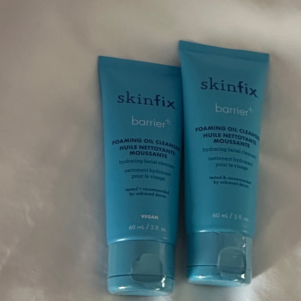 Barrier+ Foaming Oil Cleanser - Blue